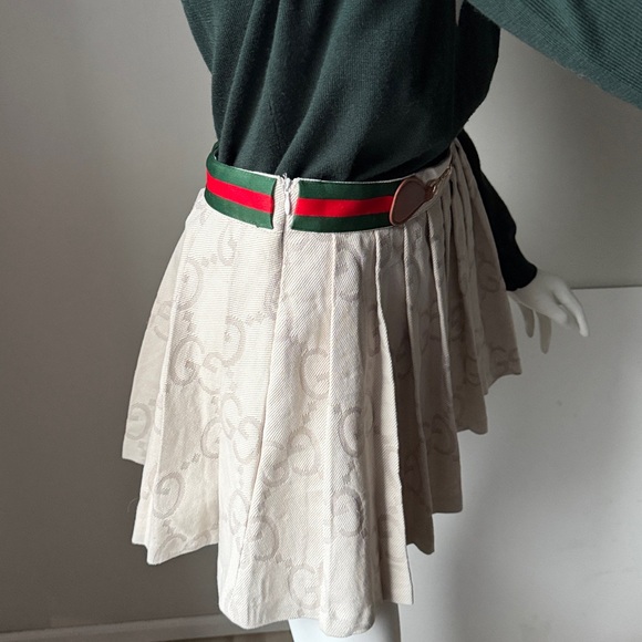 GG  pleated mini Skirt /skort NEW! 28”waist off white red/green belt - Picture 8 of 16